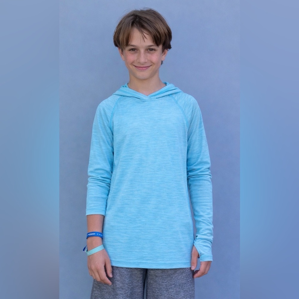 KIDS TARGET ALL-IN-MOTION AQUA HOODIE WITH KANGAROO POCKET & THUMB HOLES - L
